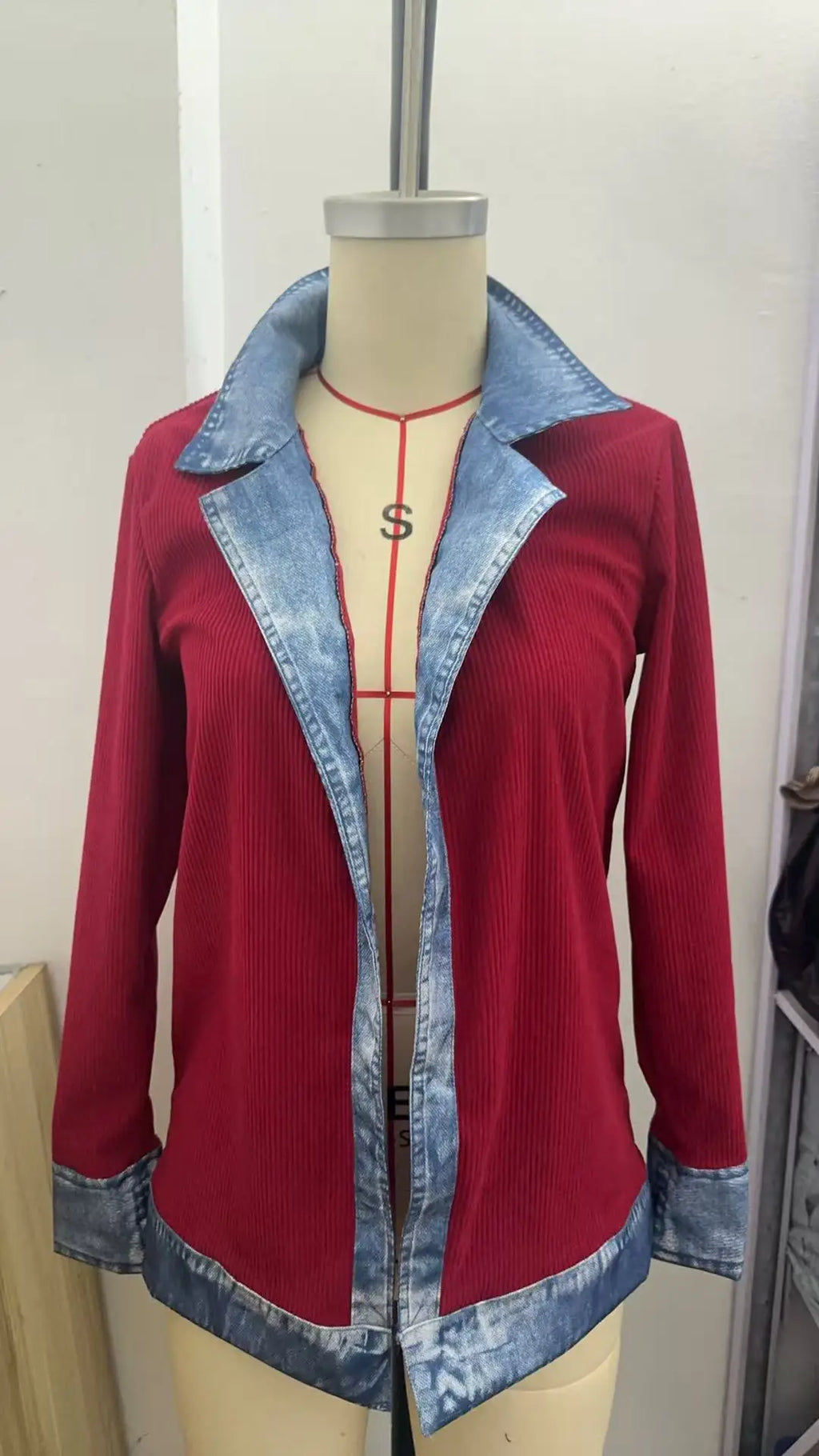 Chaqueta de Punto con Detalles Denim
